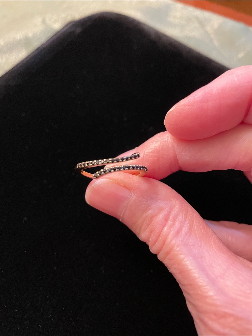 Elegant Double Band Black Crystal Wrap Ring